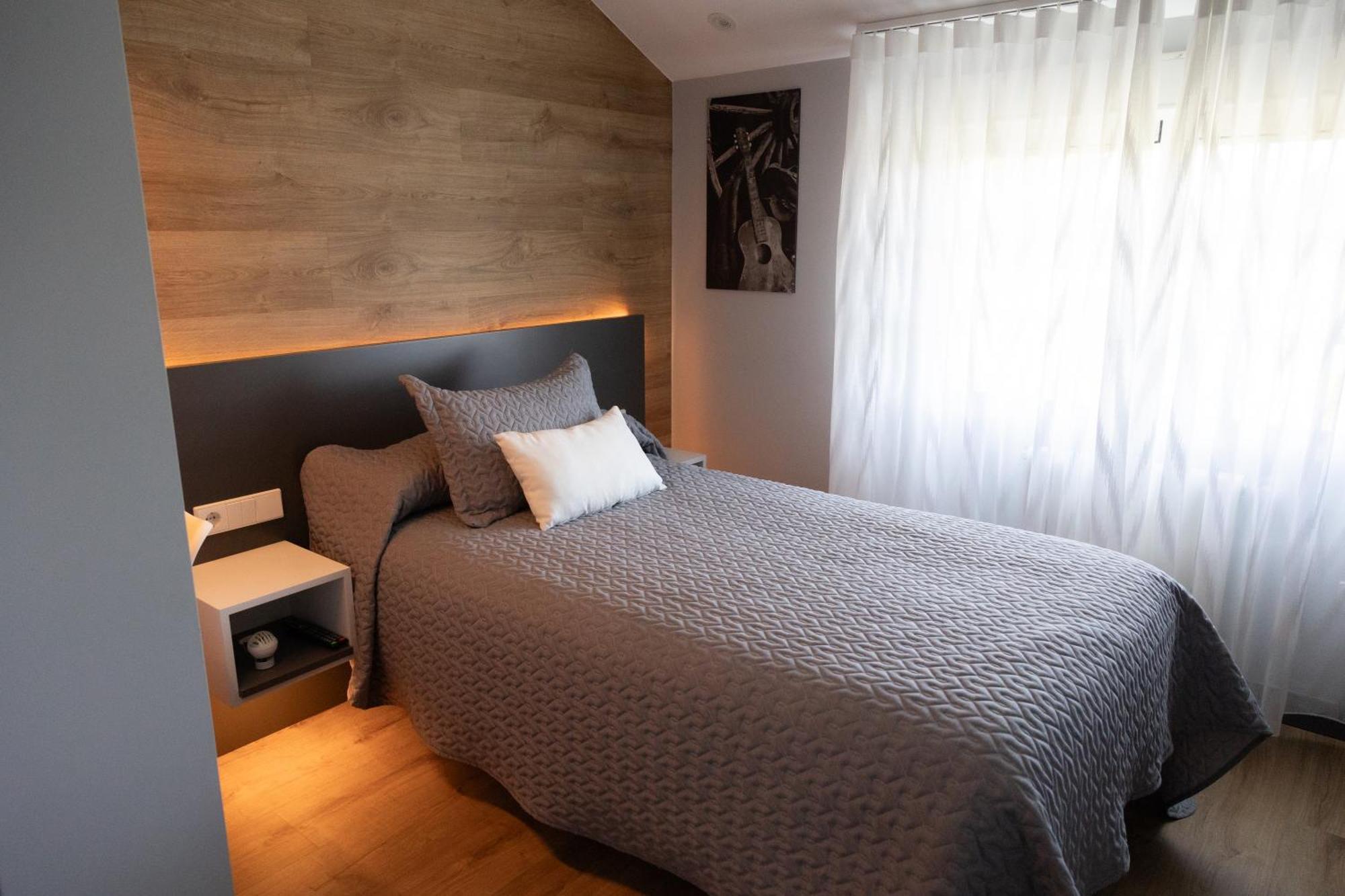 Hostal O'Cruceiro オ・ピノ 部屋 写真
